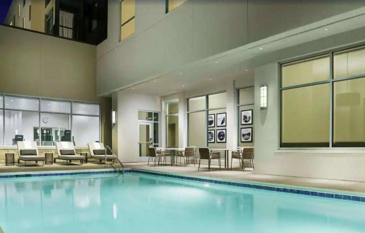 Hilton Garden Inn Sunnyvale Exterior photo